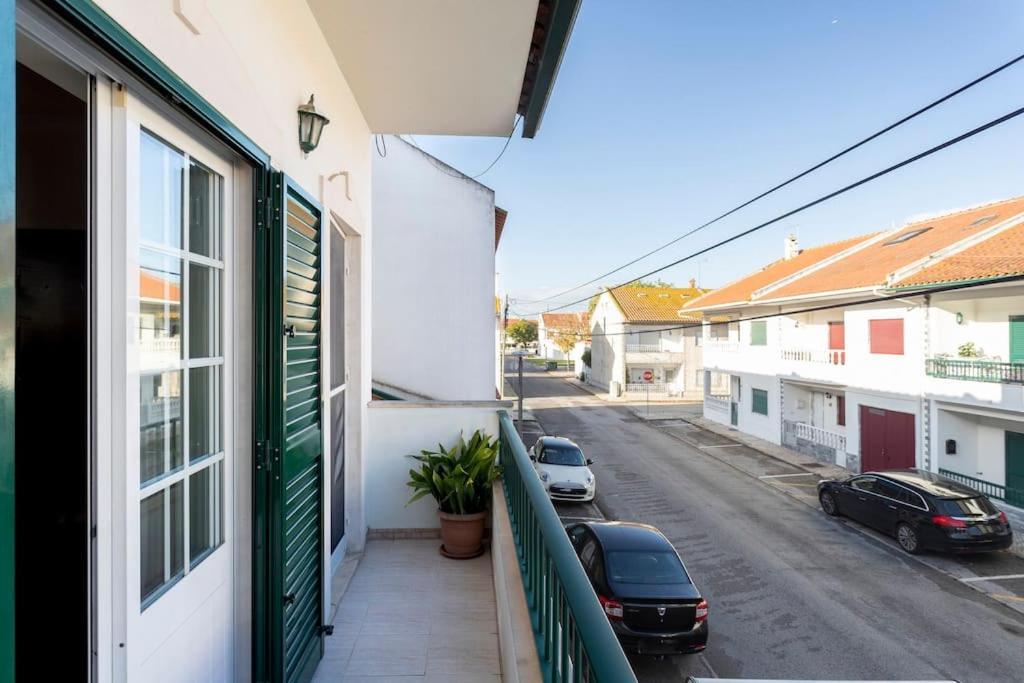 Suite Mendanha Samora Correia Exterior photo