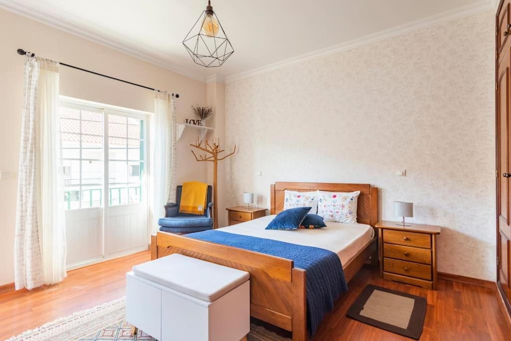 Suite Mendanha Samora Correia Exterior photo